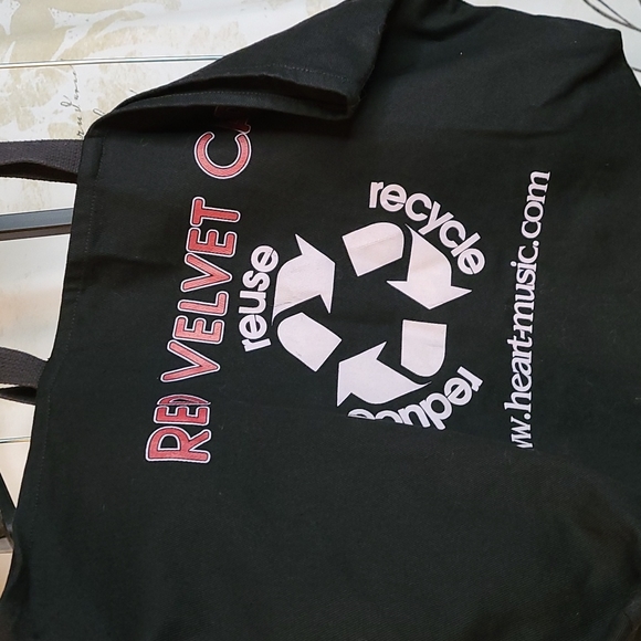 Heart Red Velvet Car Tote Bag - Picture 3 of 3